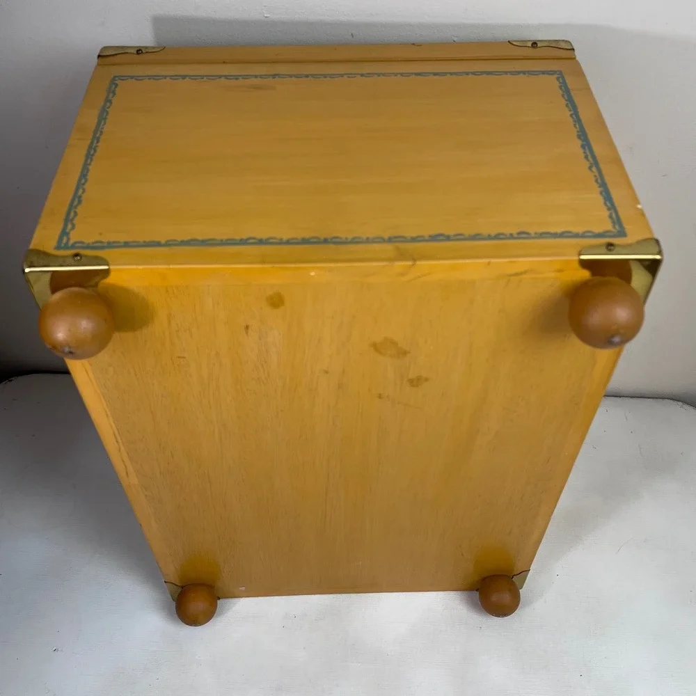 Vintage Tole Hand Painted Wooden Storage Trunk‎ Folk Art Chest Geese Signed 1989
